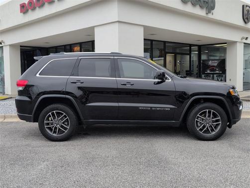2019 Jeep Grand Cherokee Laredo E