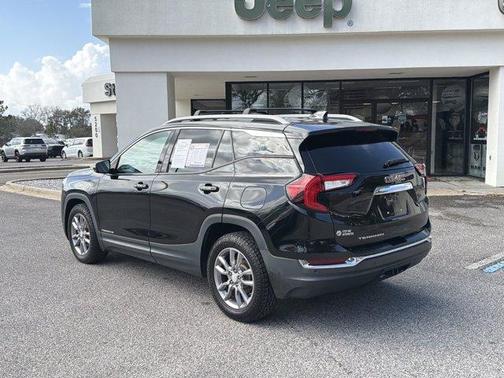 2022 GMC Terrain SLT