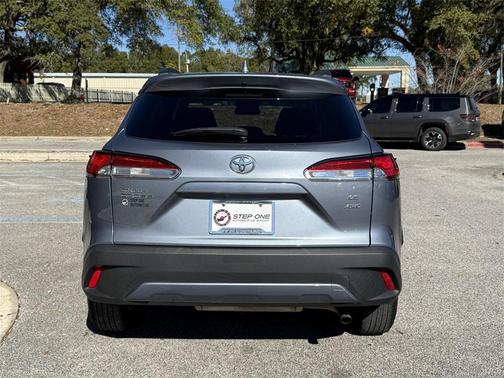 2023 Toyota Corolla Cross LE