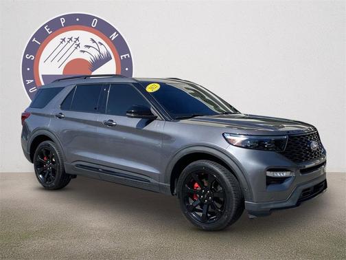 2021 Ford Explorer ST