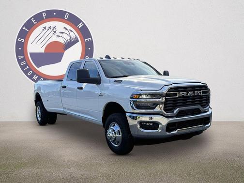 Bright White Clearcoat 2026 RAM 3500 Tradesman