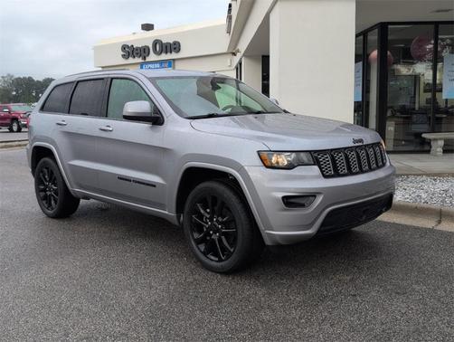 2020 Jeep Grand Cherokee Altitude