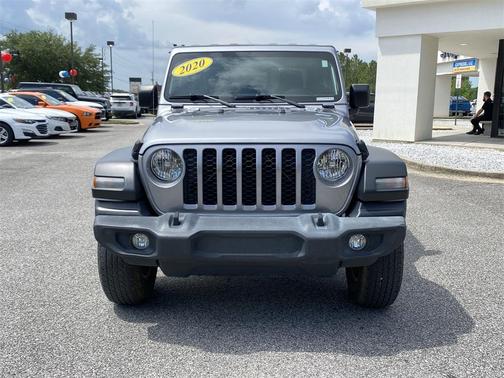 2020 Jeep Gladiator Sport