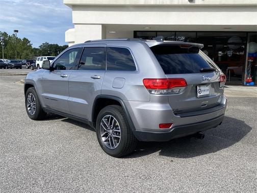 2018 Jeep Grand Cherokee Laredo