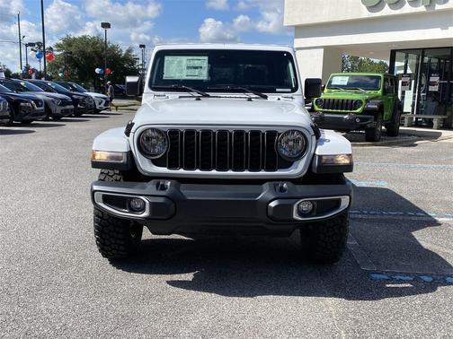 2025 Jeep Gladiator Sport