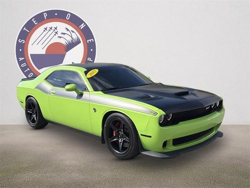 2015 Dodge Challenger SRT Hellcat
