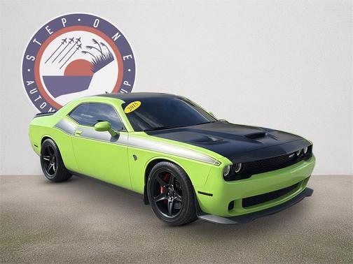 2015 Dodge Challenger SRT Hellcat