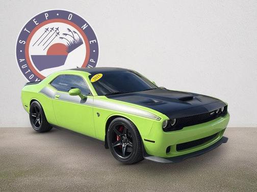 2015 Dodge Challenger SRT Hellcat