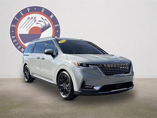2024 Kia Carnival SX