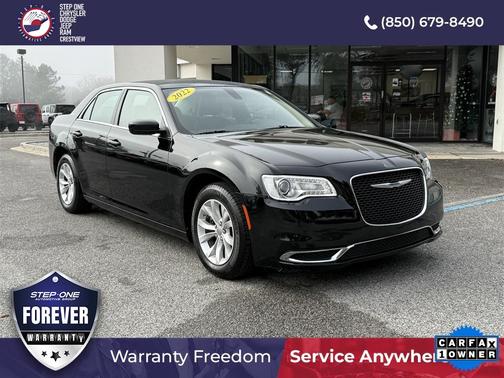 2022 Chrysler 300 Touring