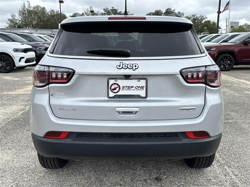2025 Jeep Compass Latitude