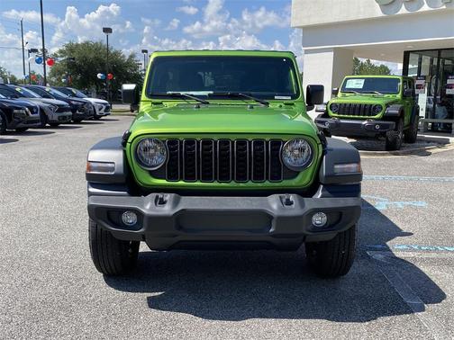 2025 Jeep Wrangler Sport