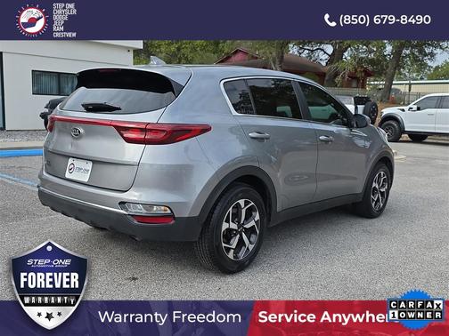 2022 Kia Sportage LX