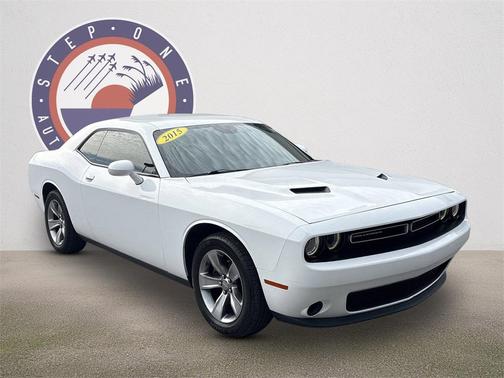 2015 Dodge Challenger SXT