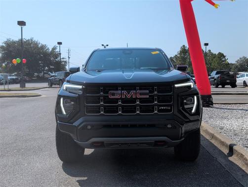 2024 GMC Canyon AT4