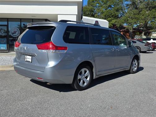 2011 Toyota Sienna Base