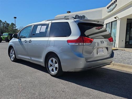 2011 Toyota Sienna Base