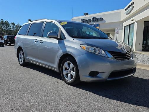 2011 Toyota Sienna Base