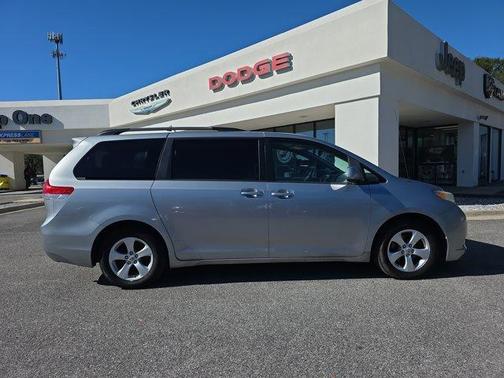 2011 Toyota Sienna Base