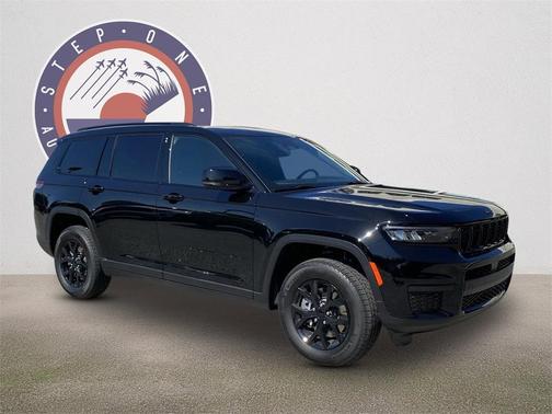 2025 Jeep Grand Cherokee L Laredo