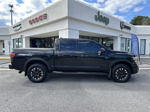 2023 Nissan Titan PRO-4X