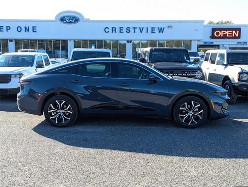 2025 Toyota Crown XLE