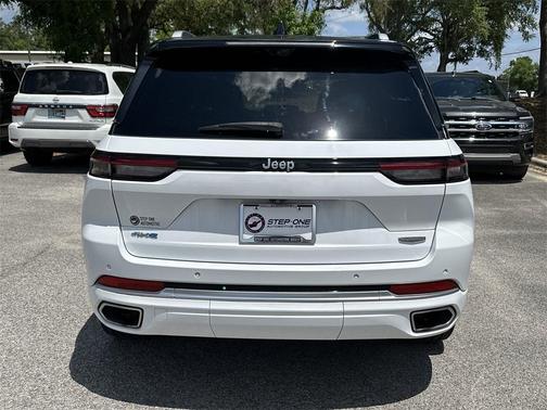 2022 Jeep Grand Cherokee 4xe Summit