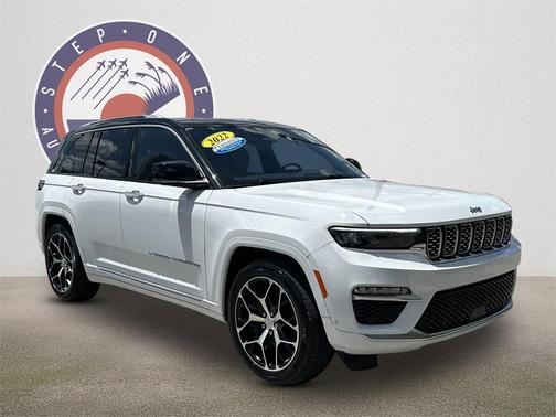 2022 Jeep Grand Cherokee 4xe Summit