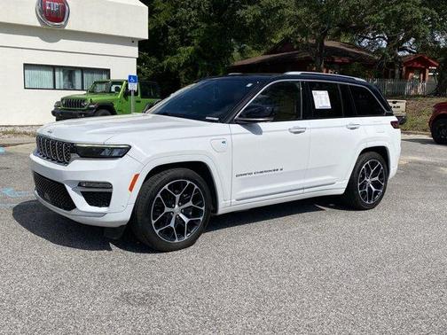 2022 Jeep Grand Cherokee 4xe Summit