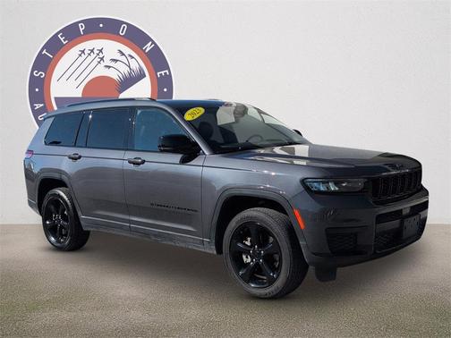 2023 Jeep Grand Cherokee L Laredo