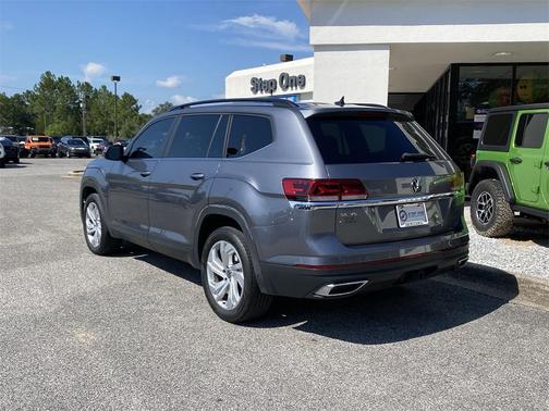 2023 Volkswagen Atlas 3.6L SE w/Technology