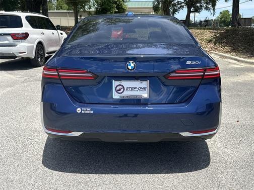 2024 BMW 530 i