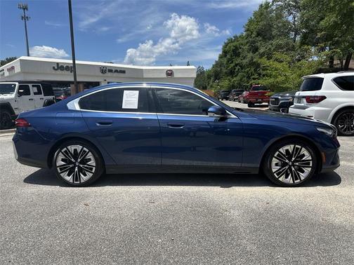 2024 BMW 530 i
