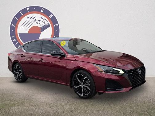 2023 Nissan Altima 2.5 SR