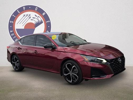 2023 Nissan Altima 2.5 SR