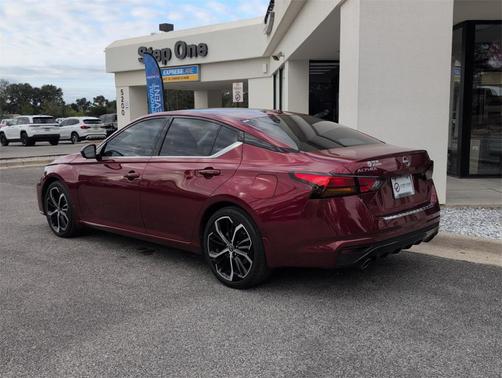 2023 Nissan Altima 2.5 SR