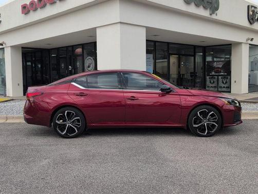2023 Nissan Altima 2.5 SR