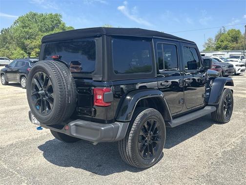 2022 Jeep Wrangler Unlimited 4xe Sahara