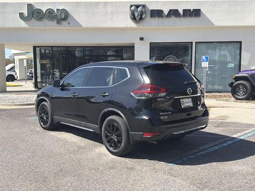 2019 Nissan Rogue S