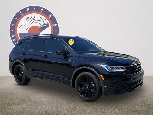 2024 Volkswagen Tiguan 2.0T SE R-Line Black