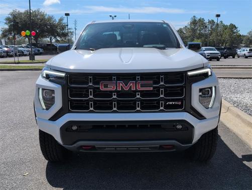 2025 GMC Canyon AT4