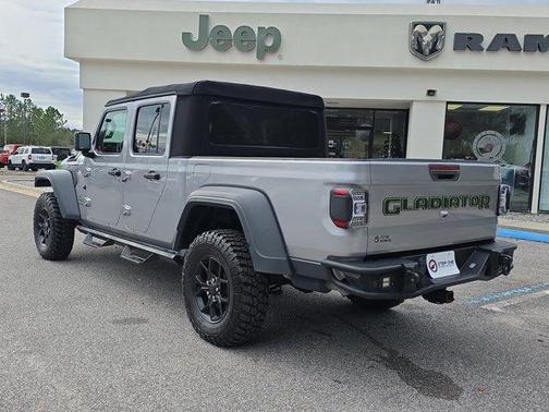2020 Jeep Gladiator Sport
