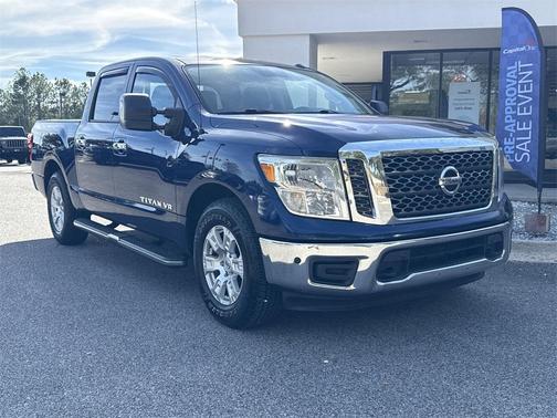 2018 Nissan Titan SV