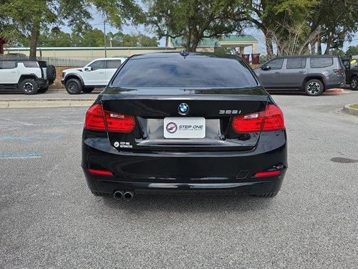2015 BMW 328 i