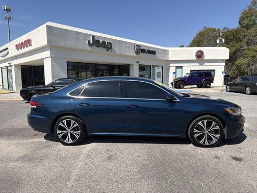 2022 Volkswagen Passat 2.0T SE