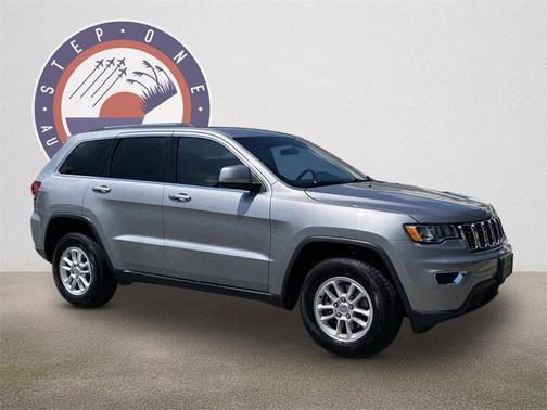 2020 Jeep Grand Cherokee Laredo E