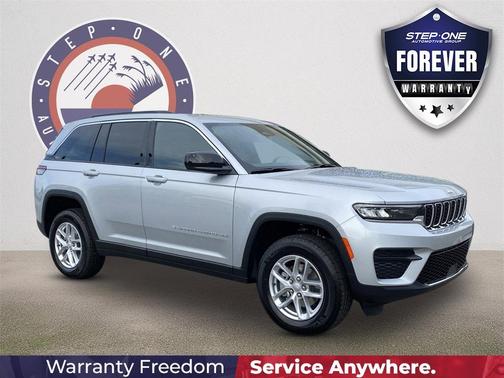 2025 Jeep Grand Cherokee Laredo X