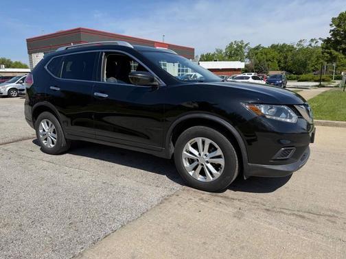 Magnetic Black 2016 Nissan Rogue SV