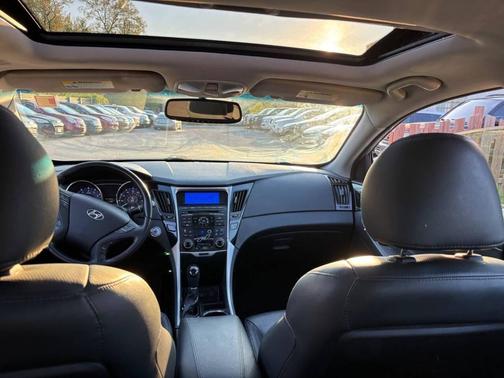 Radiant Silver 2011 Hyundai SONATA Limited