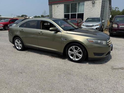 2013 Ford Taurus SEL